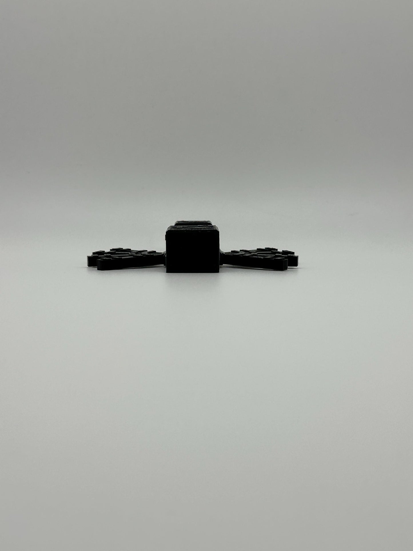 Articulated Pixel Spider | 3D Printed Toy & Poseable Gamer Gift | Pixel Style Decoration for Fans