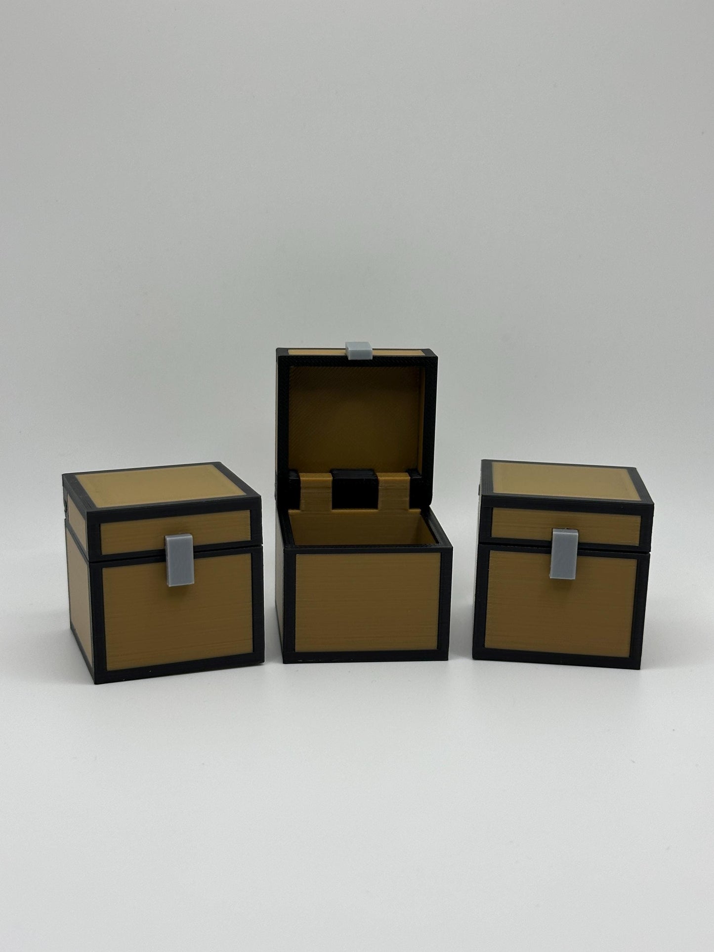 Chest | 3D Printed Storage Box | Pixelated Style Treasure Chest | Gamer Gift