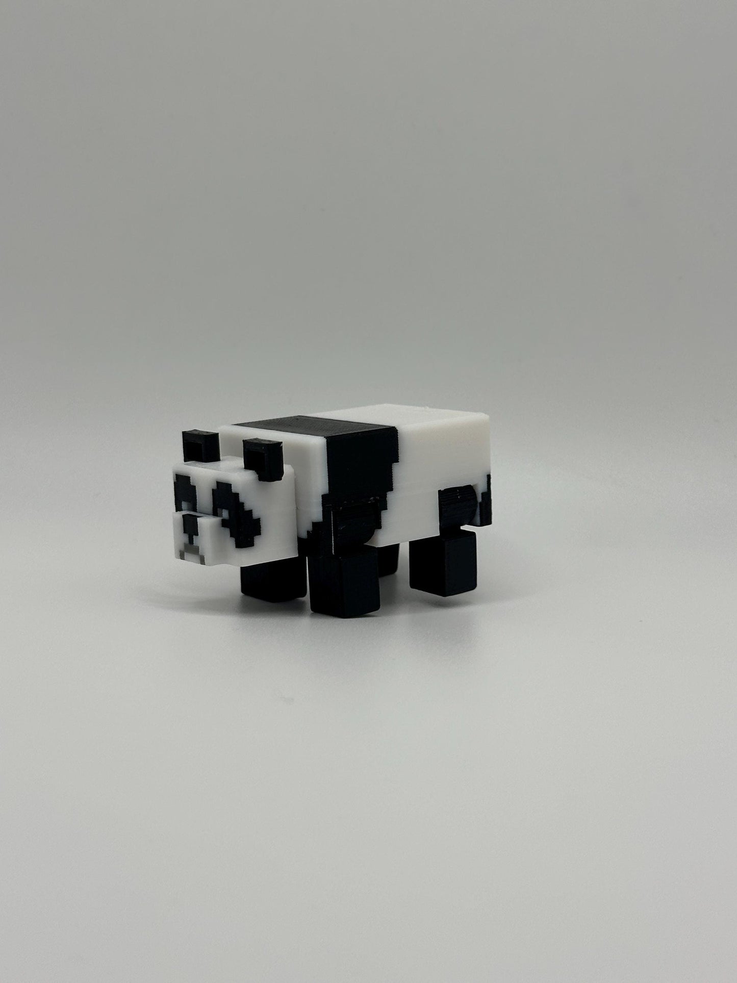 Articulated Sandbox Panda – 3D Printed Movable Toy – Pixel Animal Figure – Gamer Gift or Desk Decor