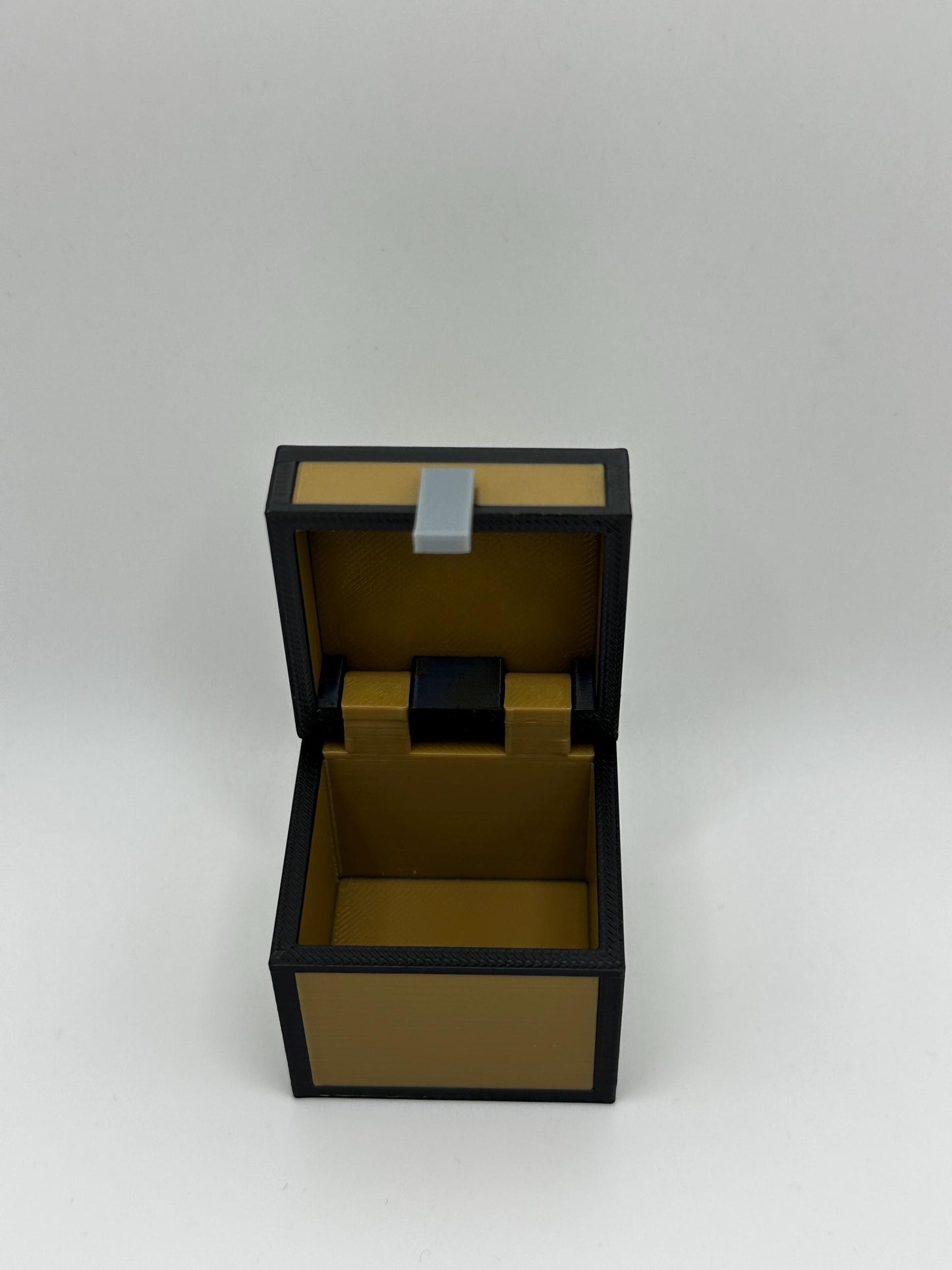 Chest | 3D Printed Storage Box | Pixelated Style Treasure Chest | Gamer Gift
