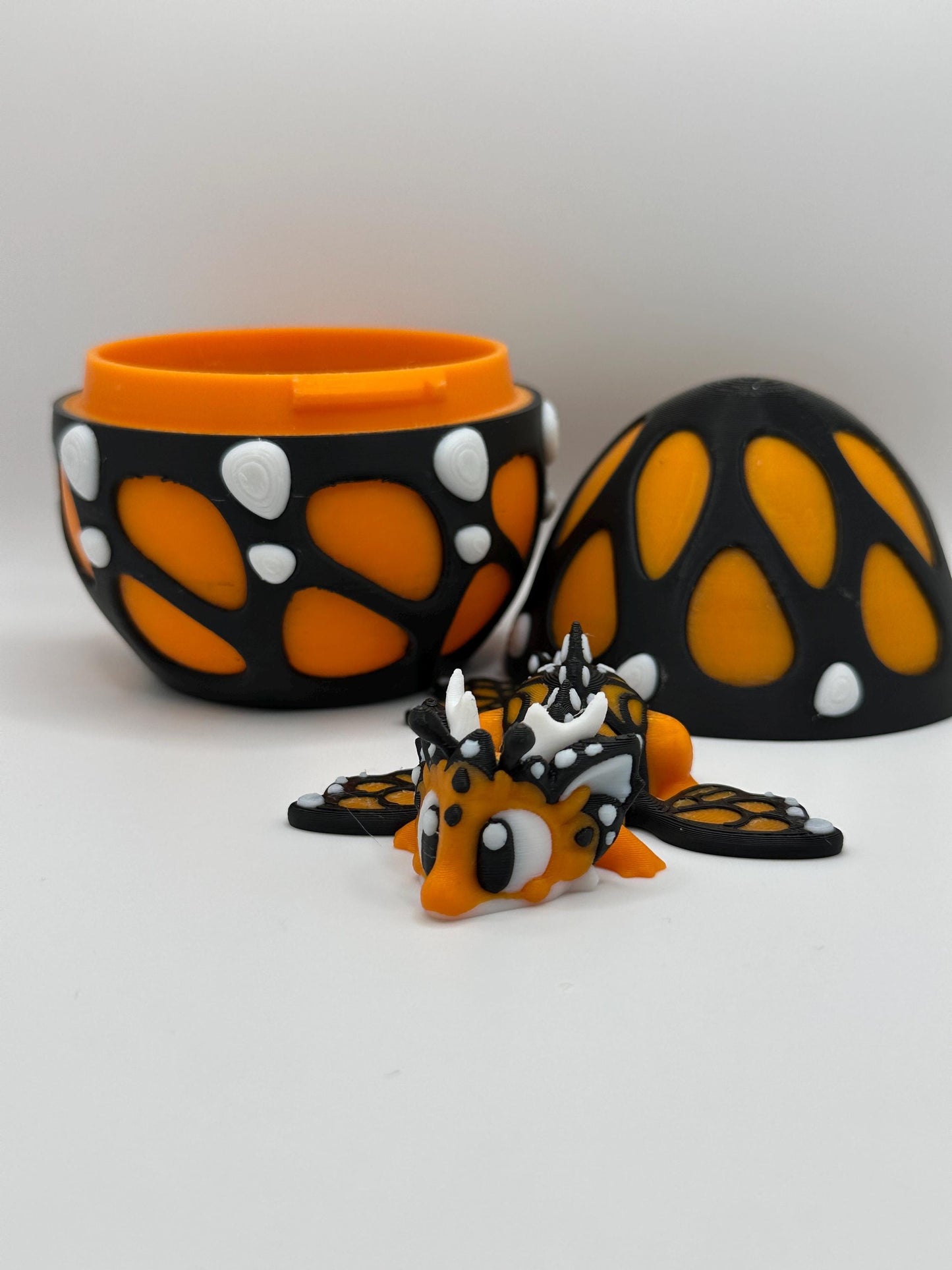Monarch Butterfly Flexi Dragon with Egg: 3D Printed Fidget Toy