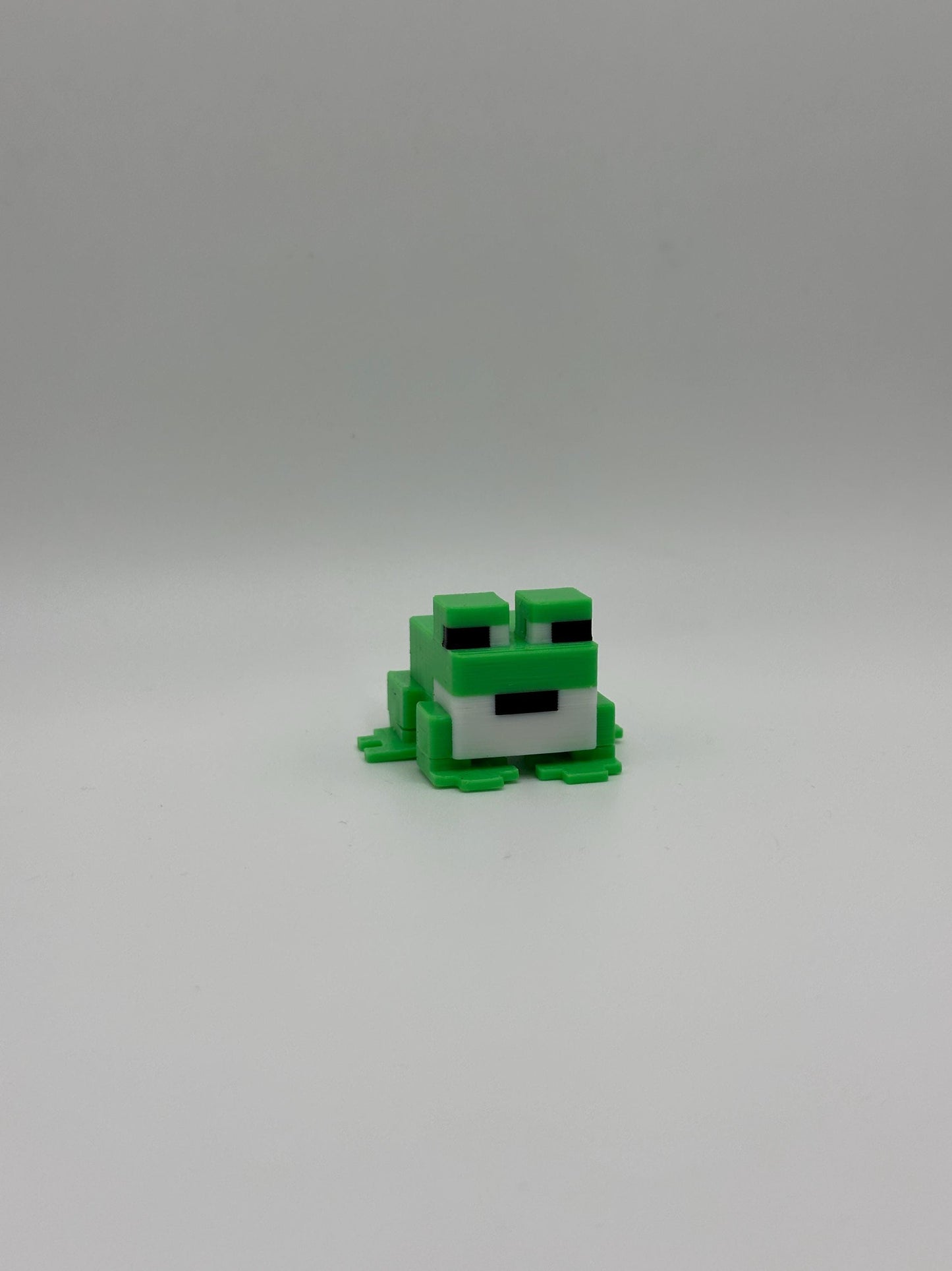 Sandbox Frog | 3D Printed Pixelated Frog Figure | Pixel Style Decor | Gamer Gift