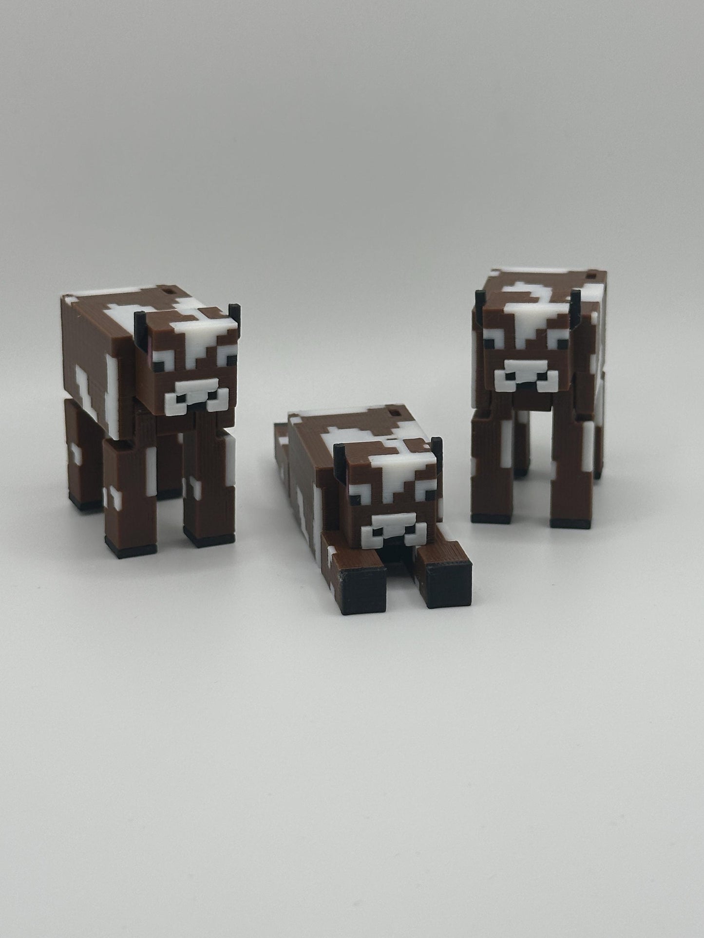 Articulated pixel inspired Cow Toy – 3D Printed Poseable Pixel Farm Animal | Unique Collectible Gift