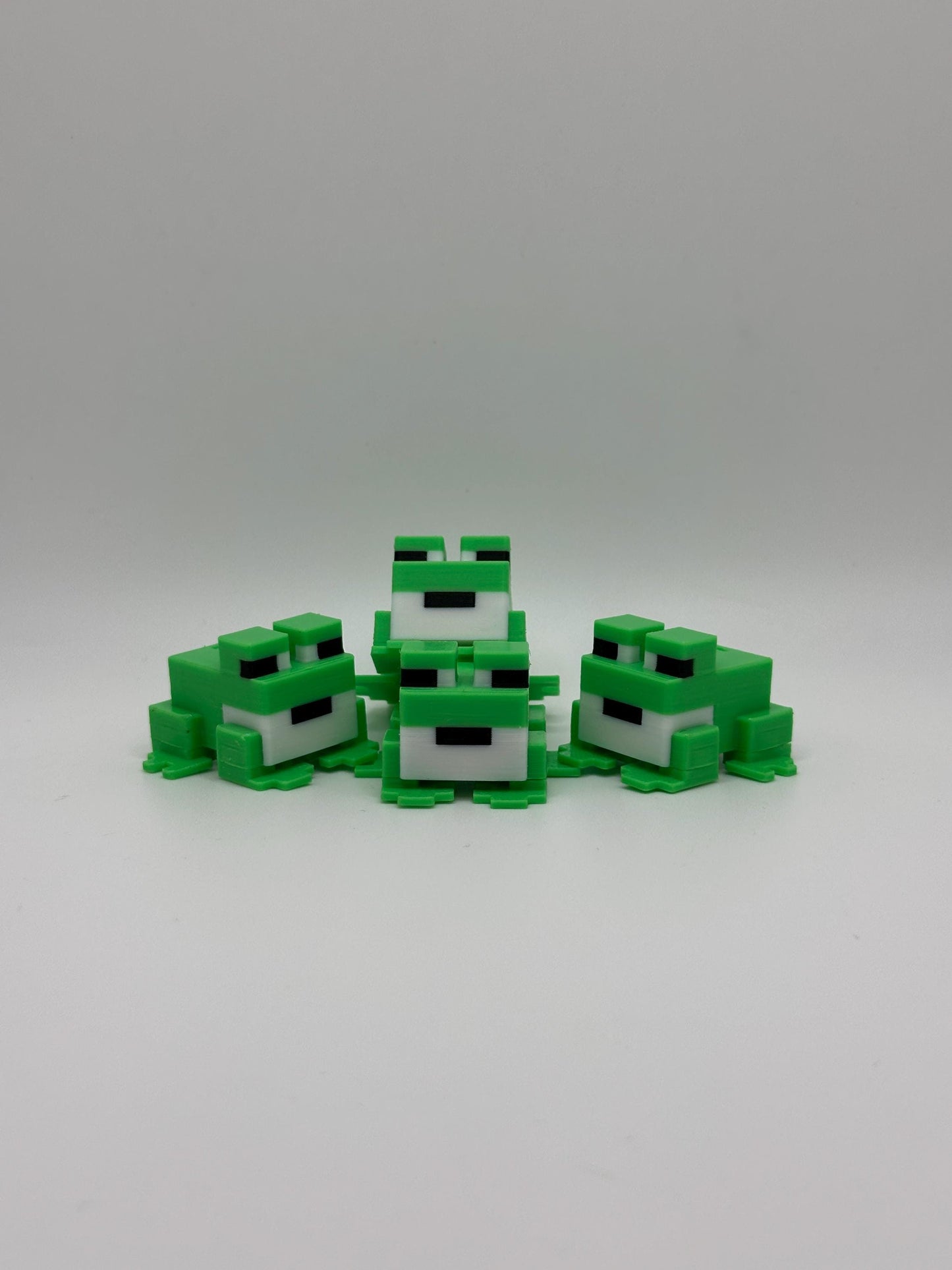 Sandbox Frog | 3D Printed Pixelated Frog Figure | Pixel Style Decor | Gamer Gift