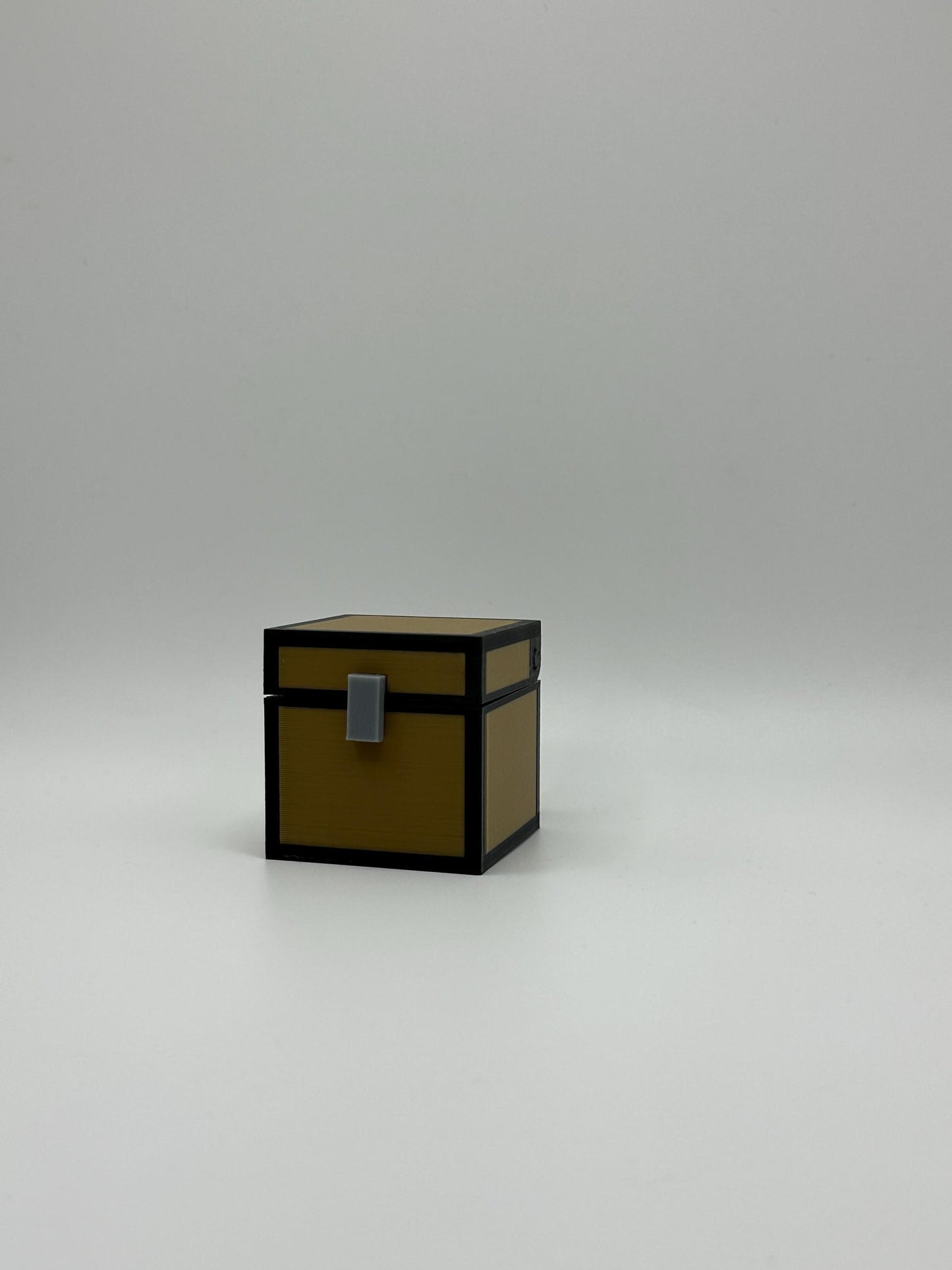 Chest | 3D Printed Storage Box | Pixelated Style Treasure Chest | Gamer Gift