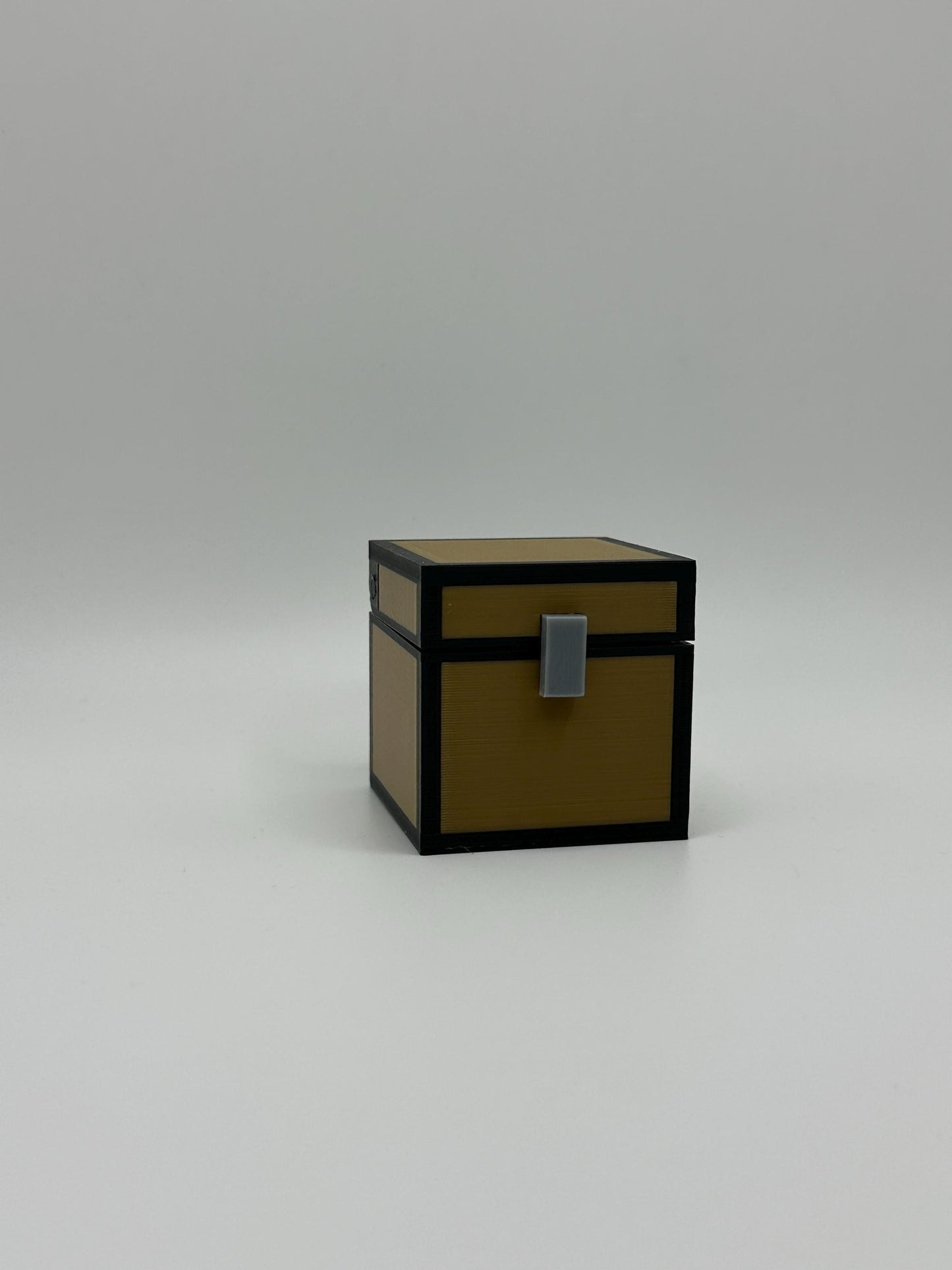 Chest | 3D Printed Storage Box | Pixelated Style Treasure Chest | Gamer Gift