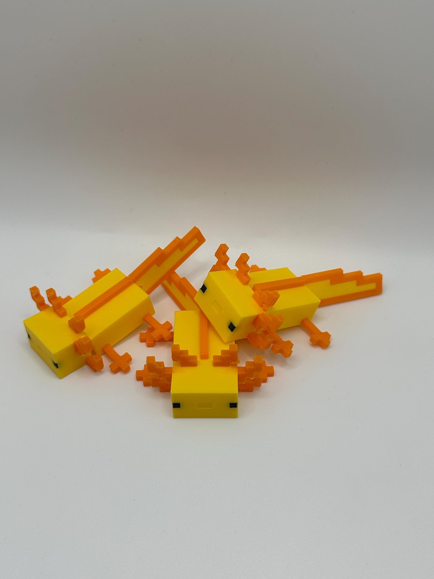 Articulated Axolotl Figurine: Sandbox Desk Toy
