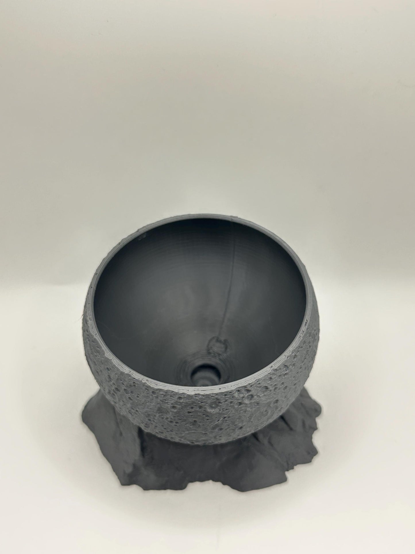 3D Printed Moon Planter with Stand: Lunar Pot with Drainage