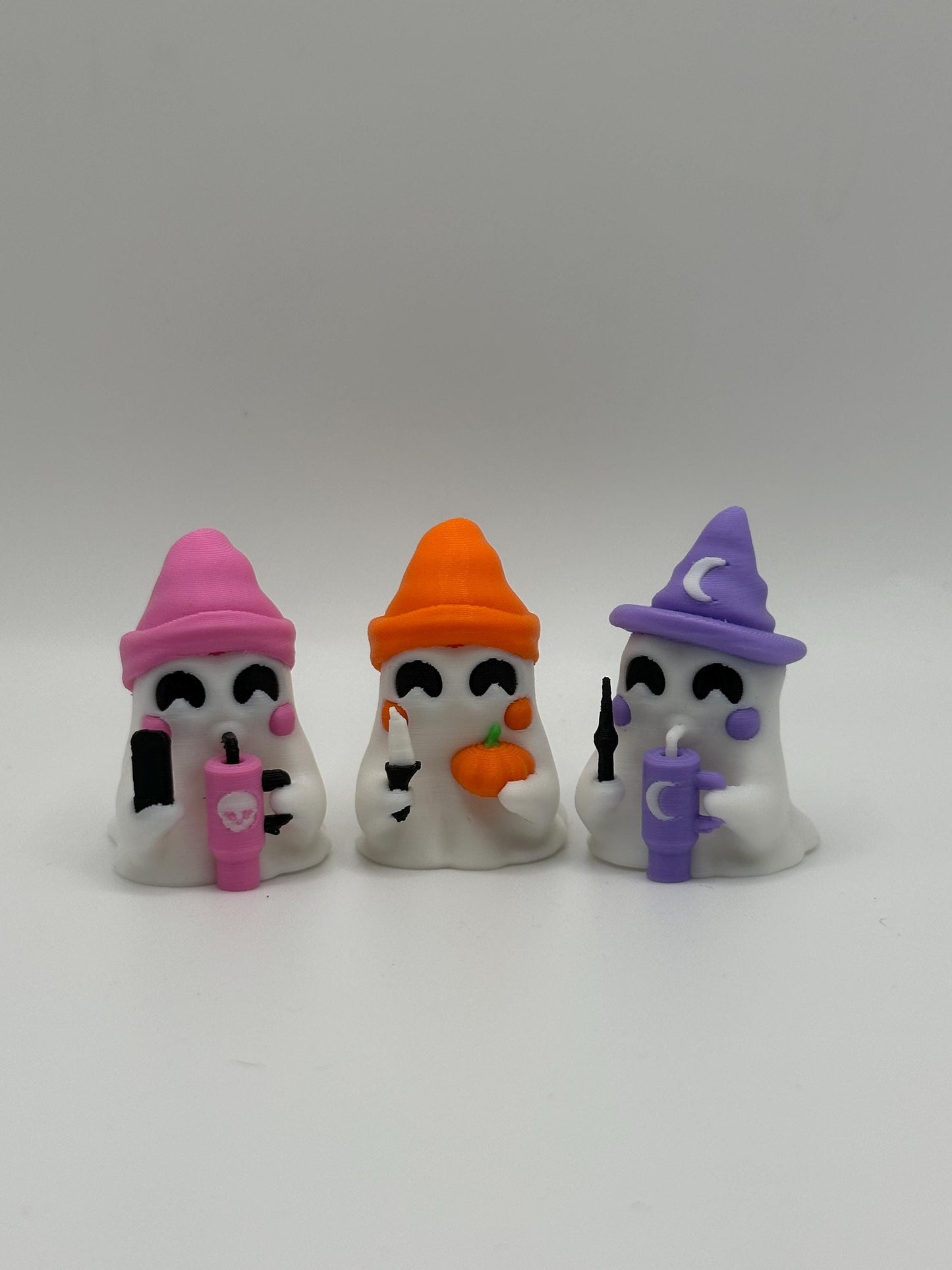 Mini Halloween Ghost Figurines: 3D Printed Desk Decor