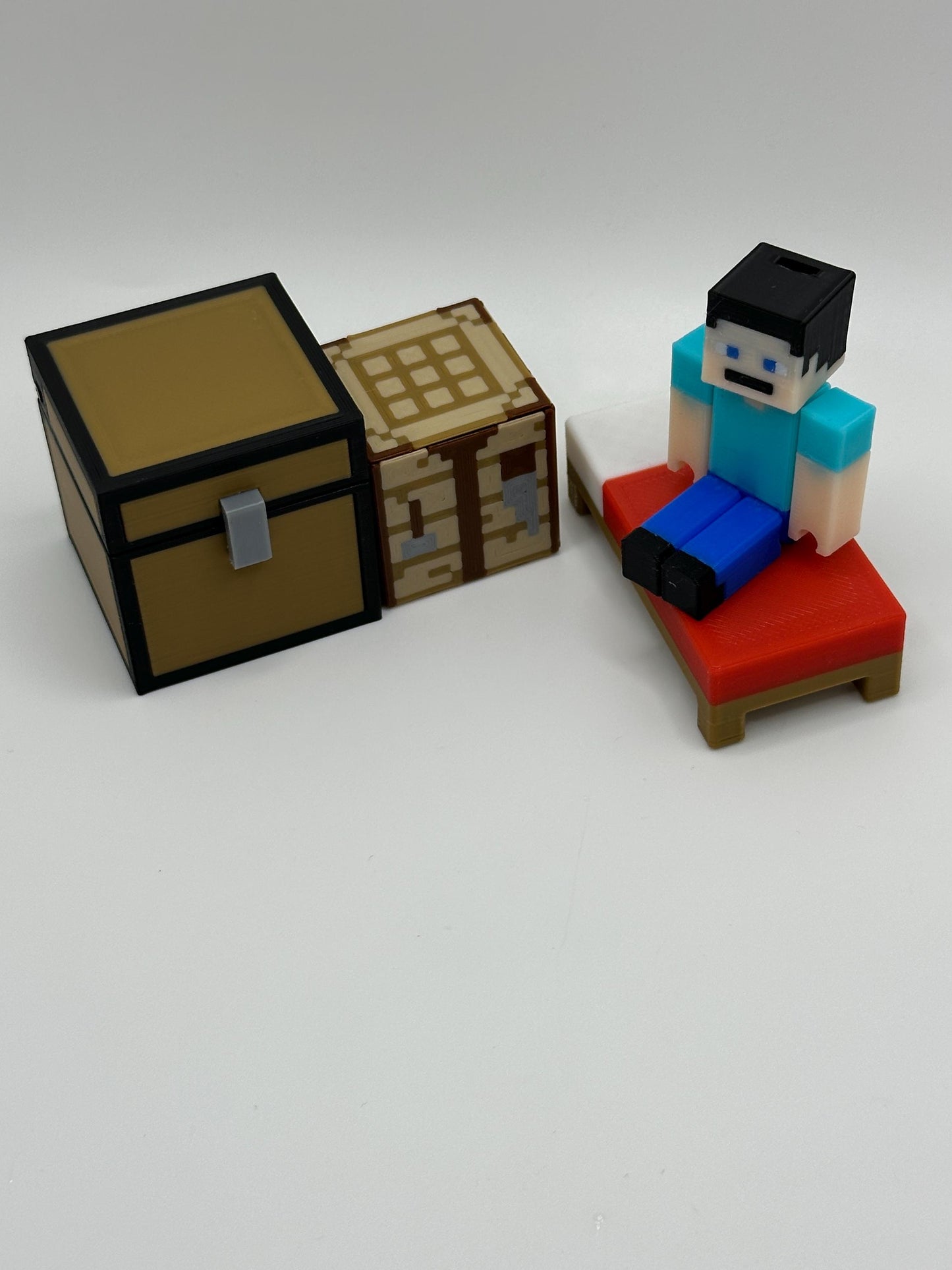 Character Pack – Articulated Character, Bed, Chest & Crafting Table | 3D Printed Display Set