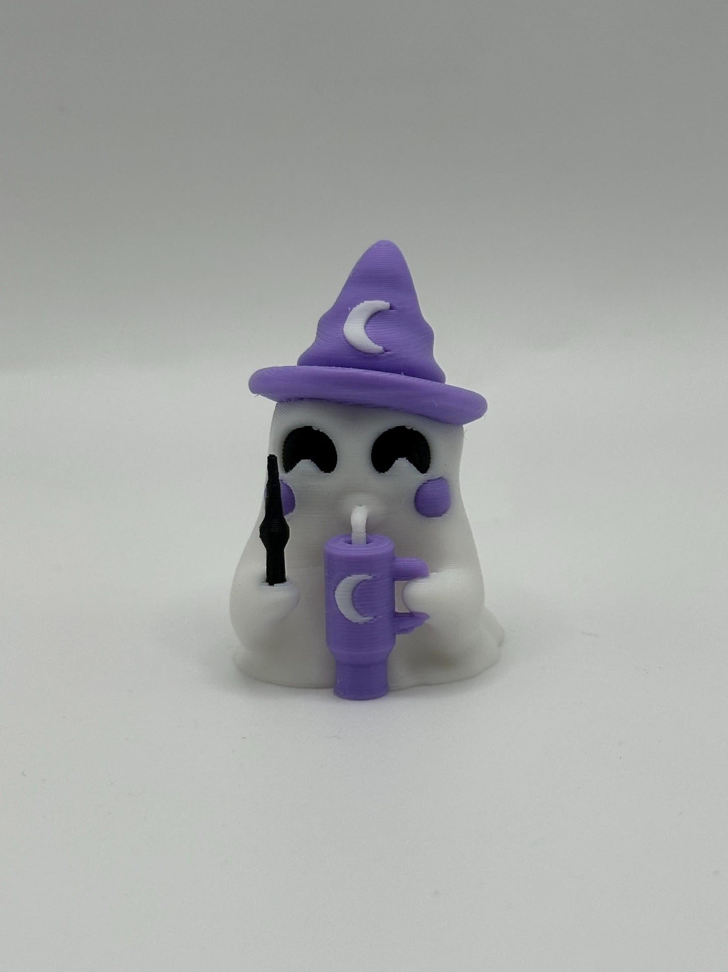 Mini Halloween Ghost Figurines: 3D Printed Desk Decor