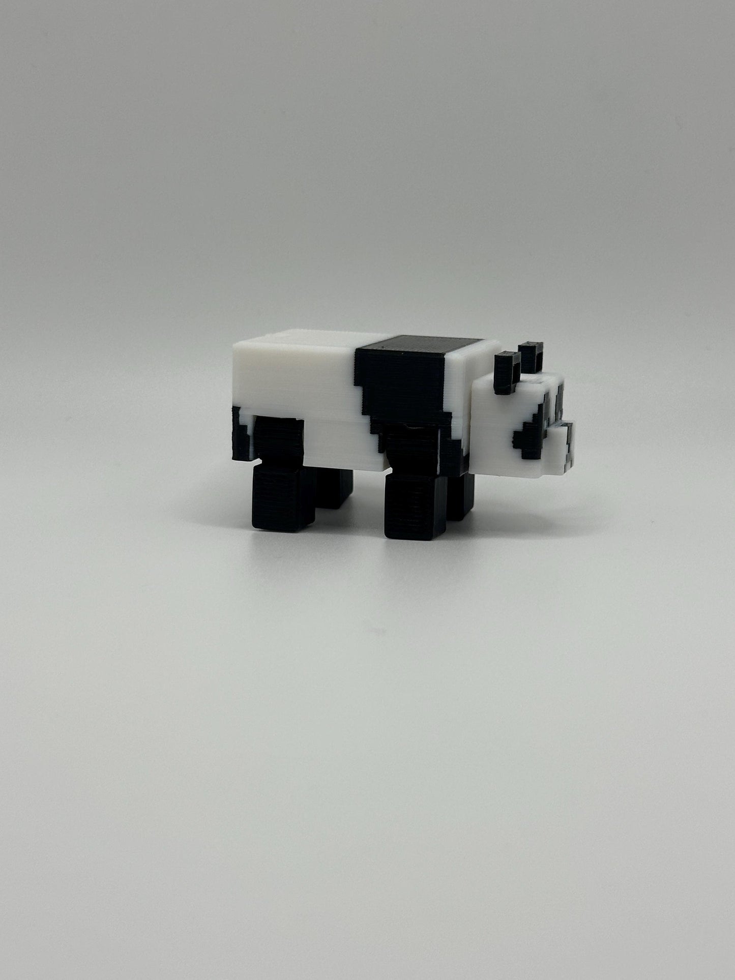 Articulated Sandbox Panda – 3D Printed Movable Toy – Pixel Animal Figure – Gamer Gift or Desk Decor