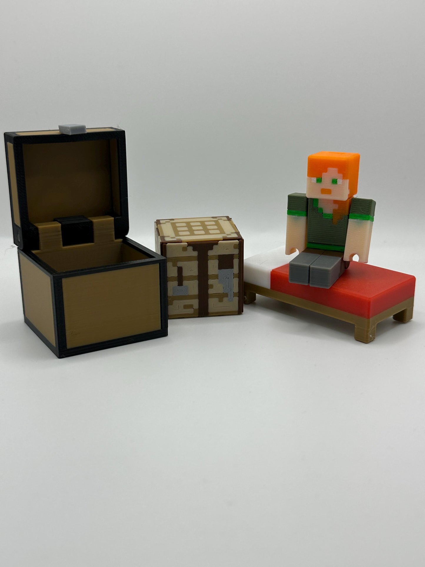 Pixel Female Character Pack – Articulated character, Bed, Chest & Crafting Table | 3D Printed Display Set