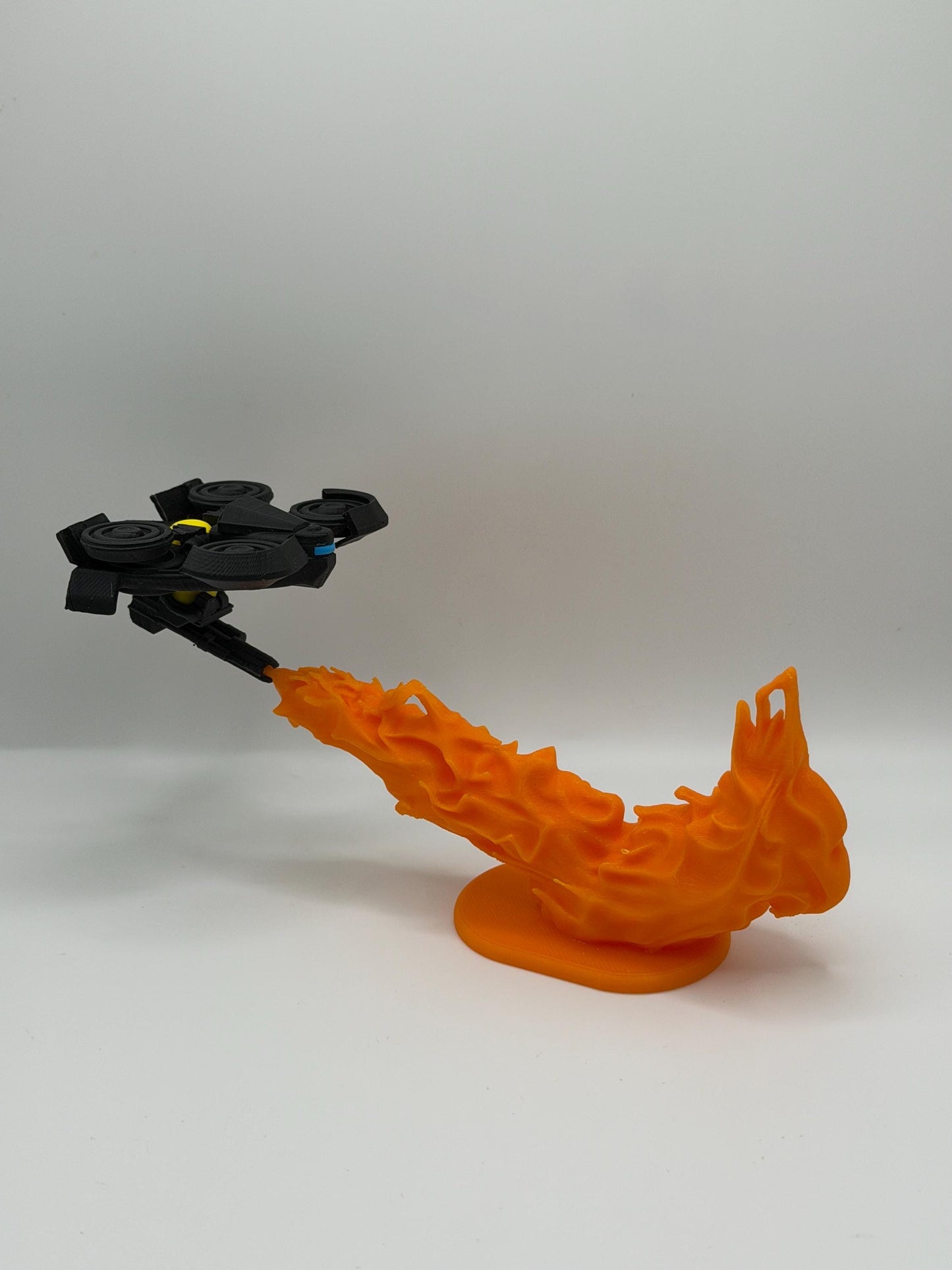 Firefly Drone with Flame Effect | ARC Raider Inspired | 3D Printed Sci-Fi Display | Futuristic Drone Figure | Gamer Desk Decor