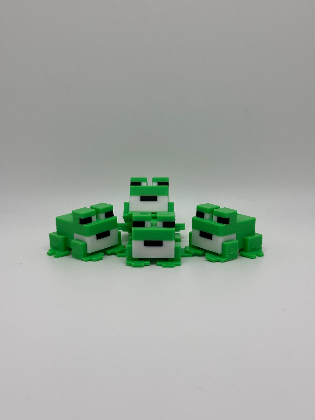 Sandbox Frog | 3D Printed Pixelated Frog Figure | Pixel Style Decor | Gamer Gift