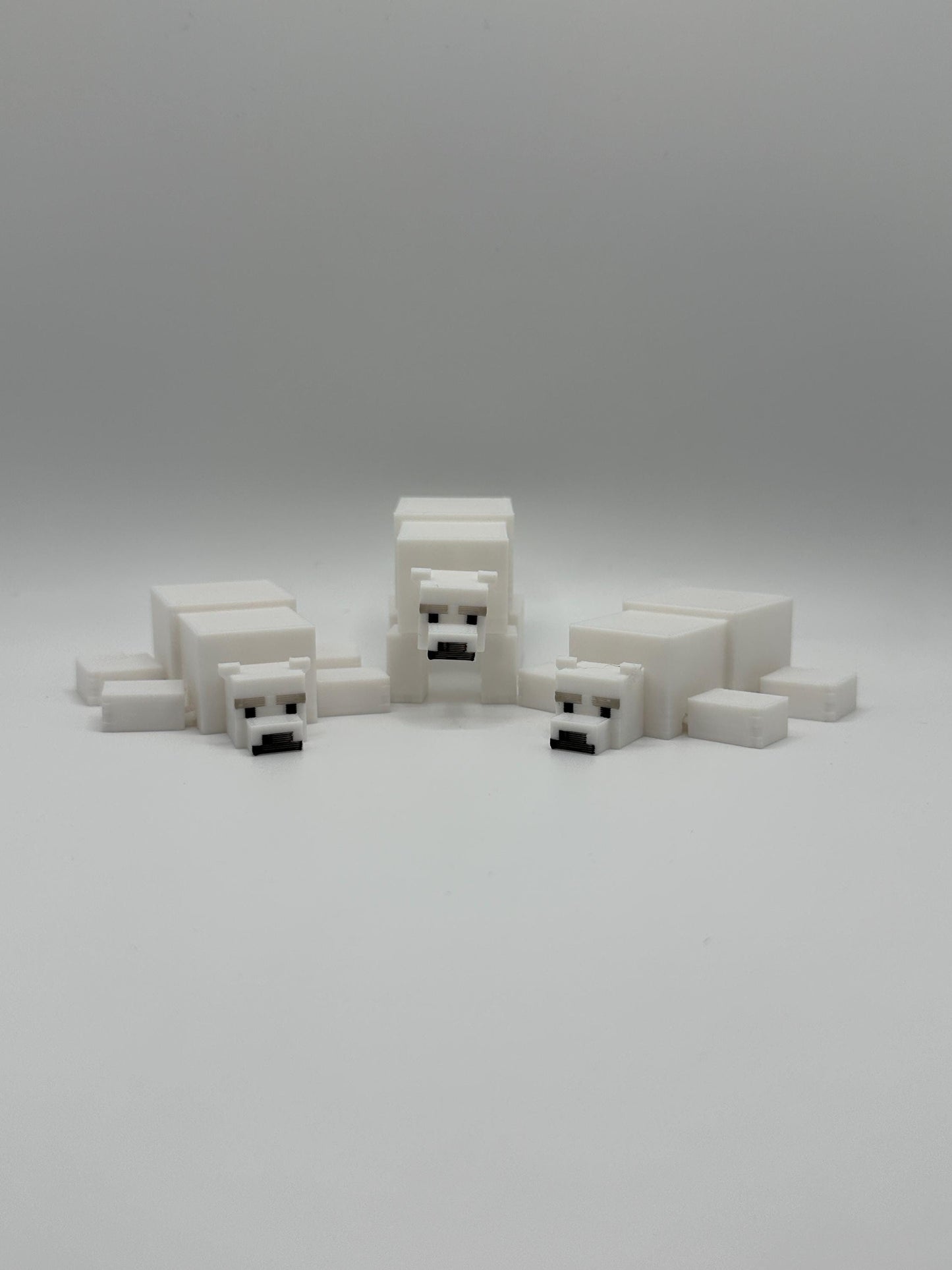 Polar Bear Figurine – Articulated Sandbox Style – Art Toy, Shelf Decor, Fidget Companion