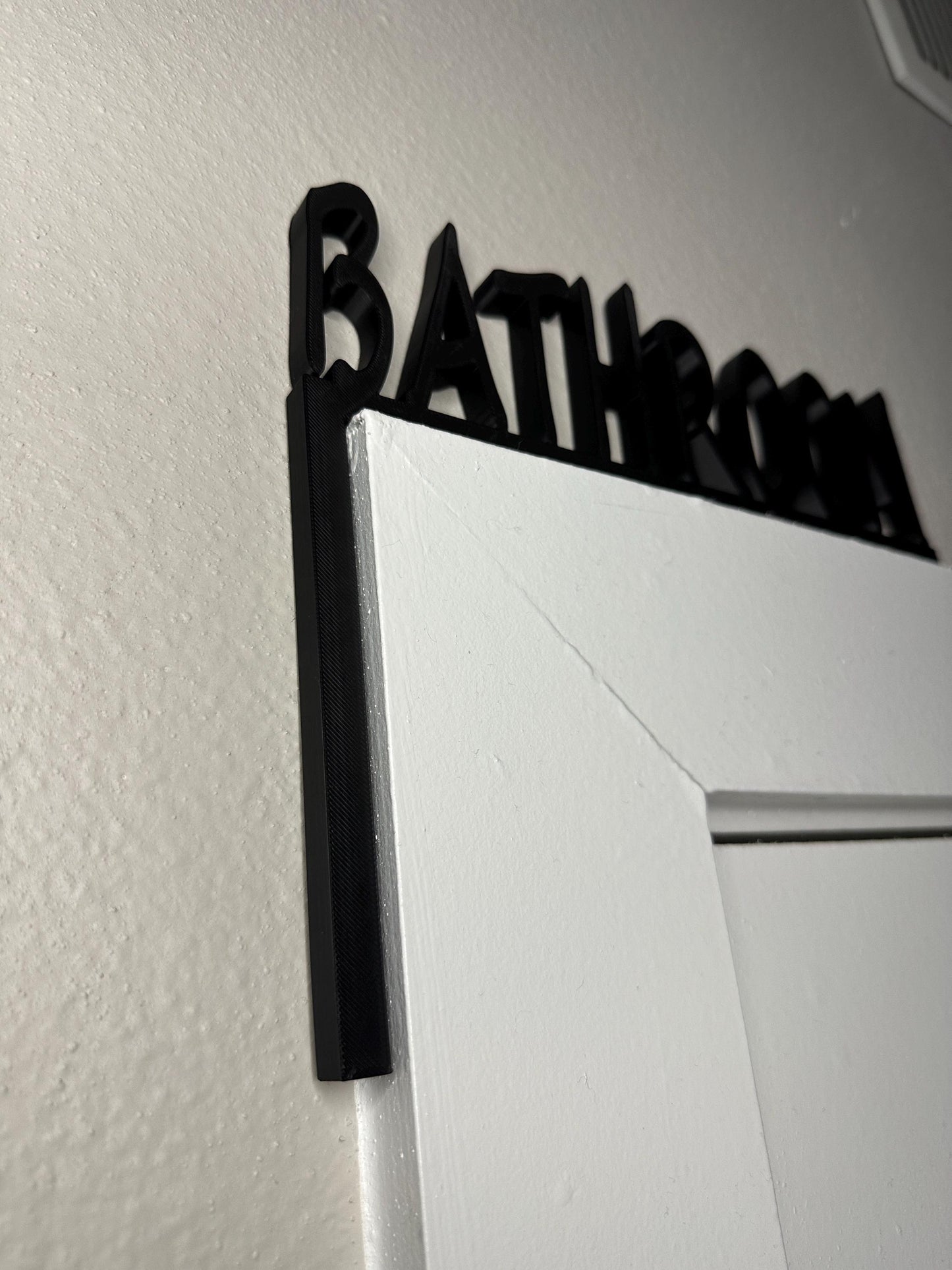 BATHROOM Door Frame Topper Corner Sign – Left Side Mount – 3D Printed Modern Bathroom Label