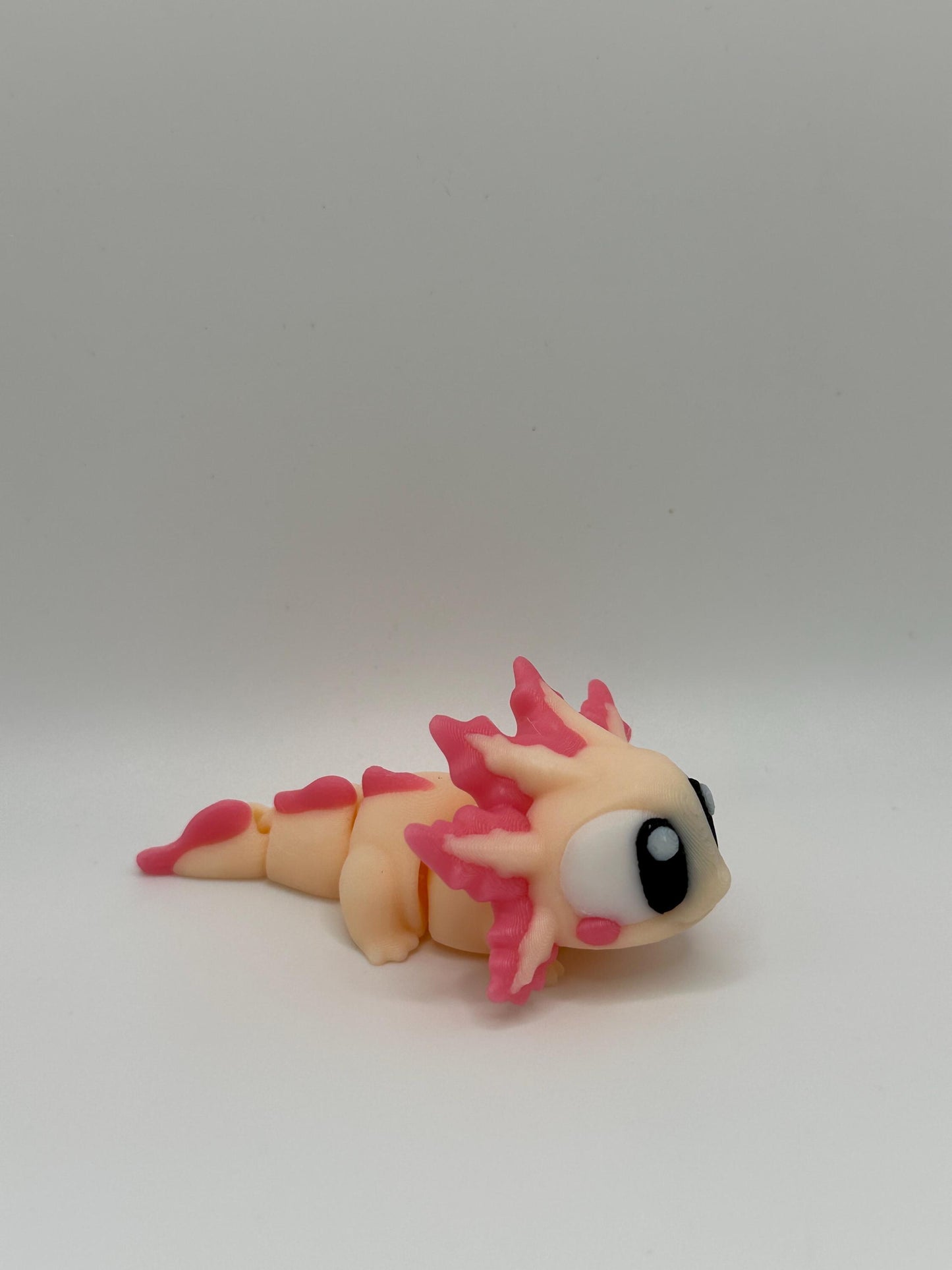 Articulated 3D Printed Axolotl Figurine: Kawaii Desk Fidget Toy