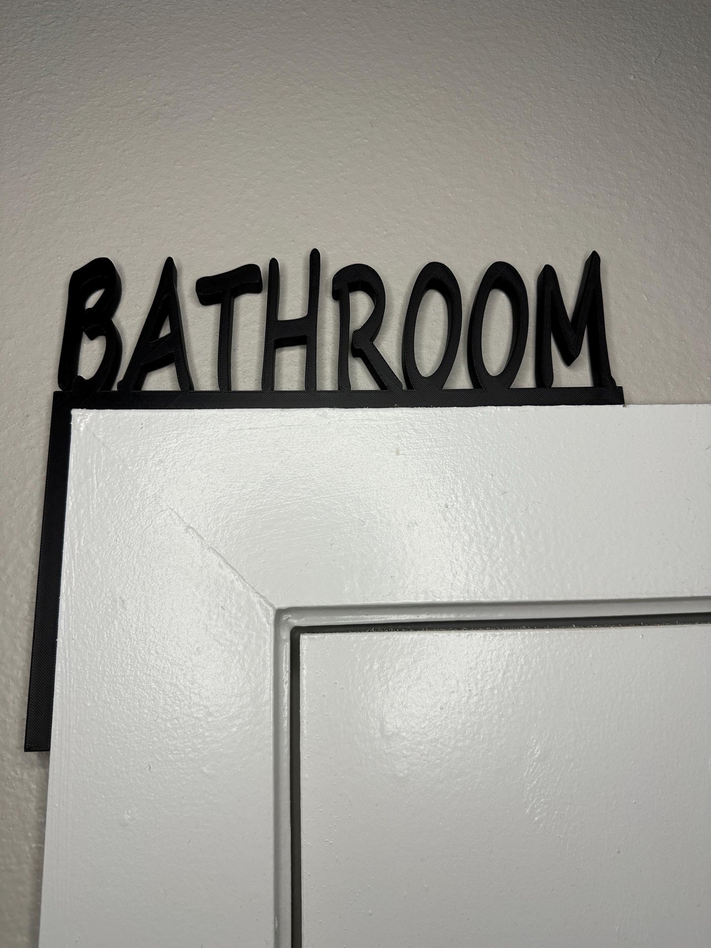 BATHROOM Door Frame Topper Corner Sign – Left Side Mount – 3D Printed Modern Bathroom Label