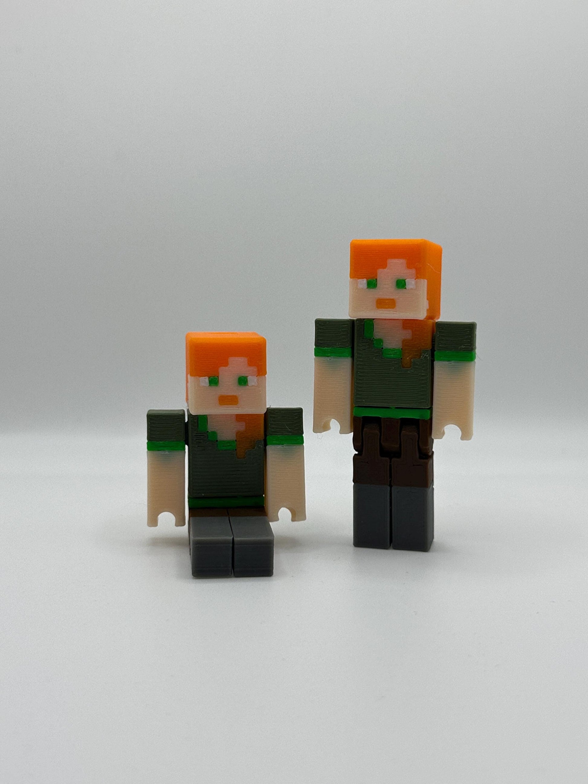 Articulated Female character Toy - 3D Printed Pixel Character, Poseable Action Figure, Perfect Gift for Gamers & Collectors