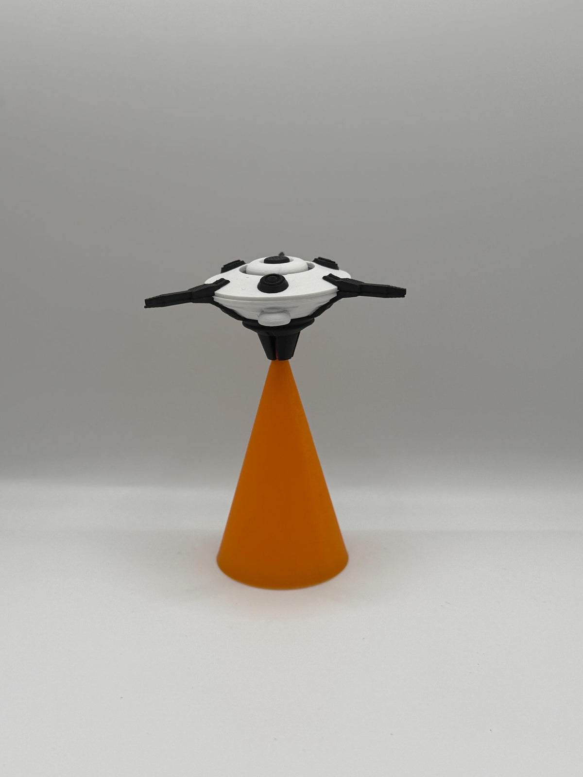 Arc Raiders Snitch Display Figure | 3D Printed Sci-Fi Collectible | Gaming Desk & Shelf Decor