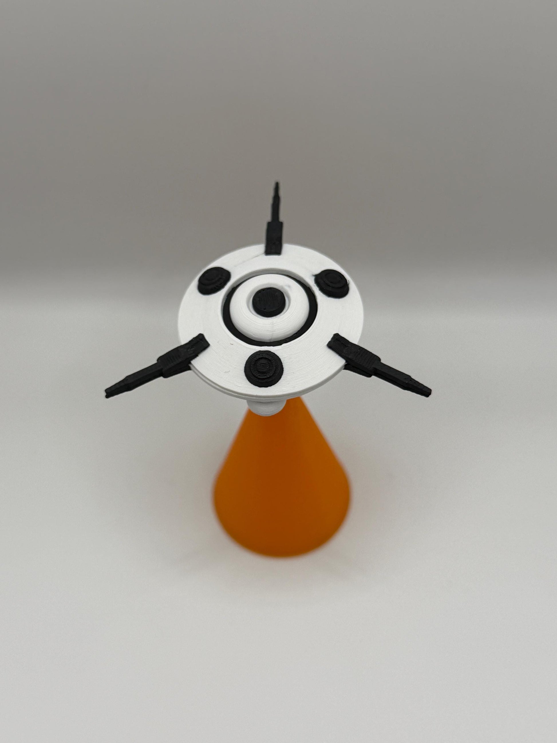 Arc Raiders Snitch Display Figure | 3D Printed Sci-Fi Collectible | Gaming Desk & Shelf Decor