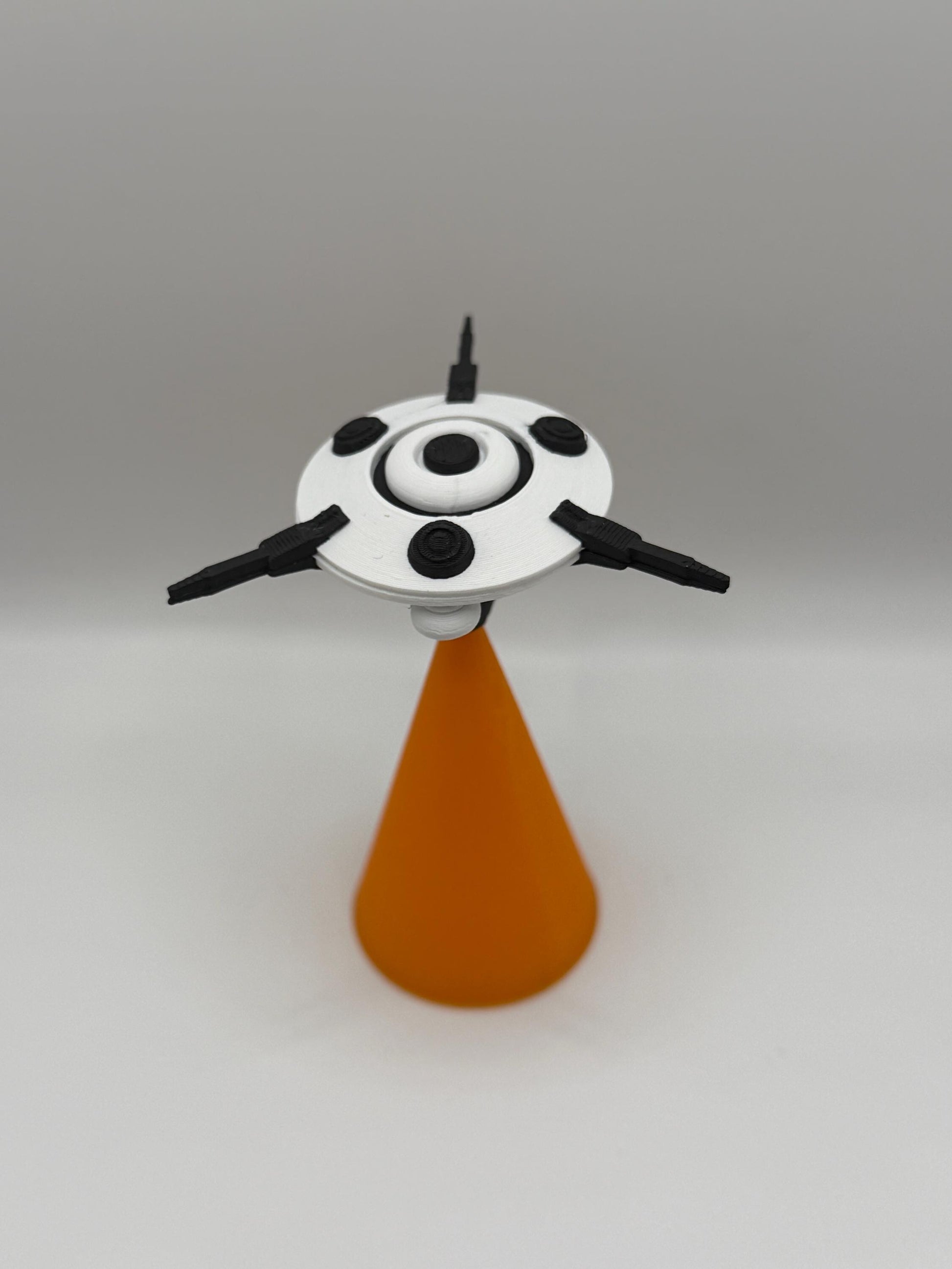 Arc Raiders Snitch Display Figure | 3D Printed Sci-Fi Collectible | Gaming Desk & Shelf Decor