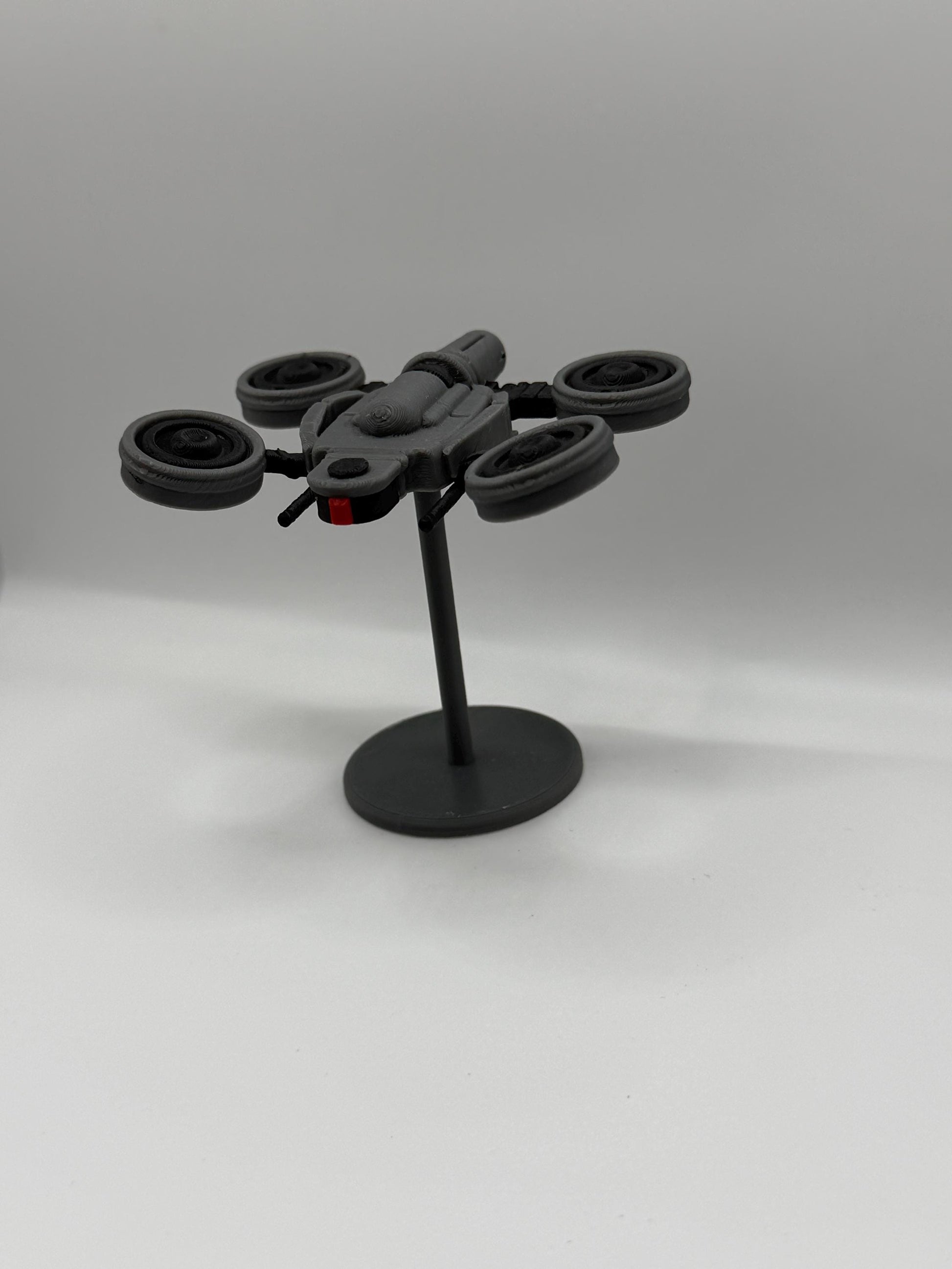 Arc Raiders Wasp Display Figure on Stand | 3D Printed Sci-Fi Collectible | Gaming Desk & Shelf Decor