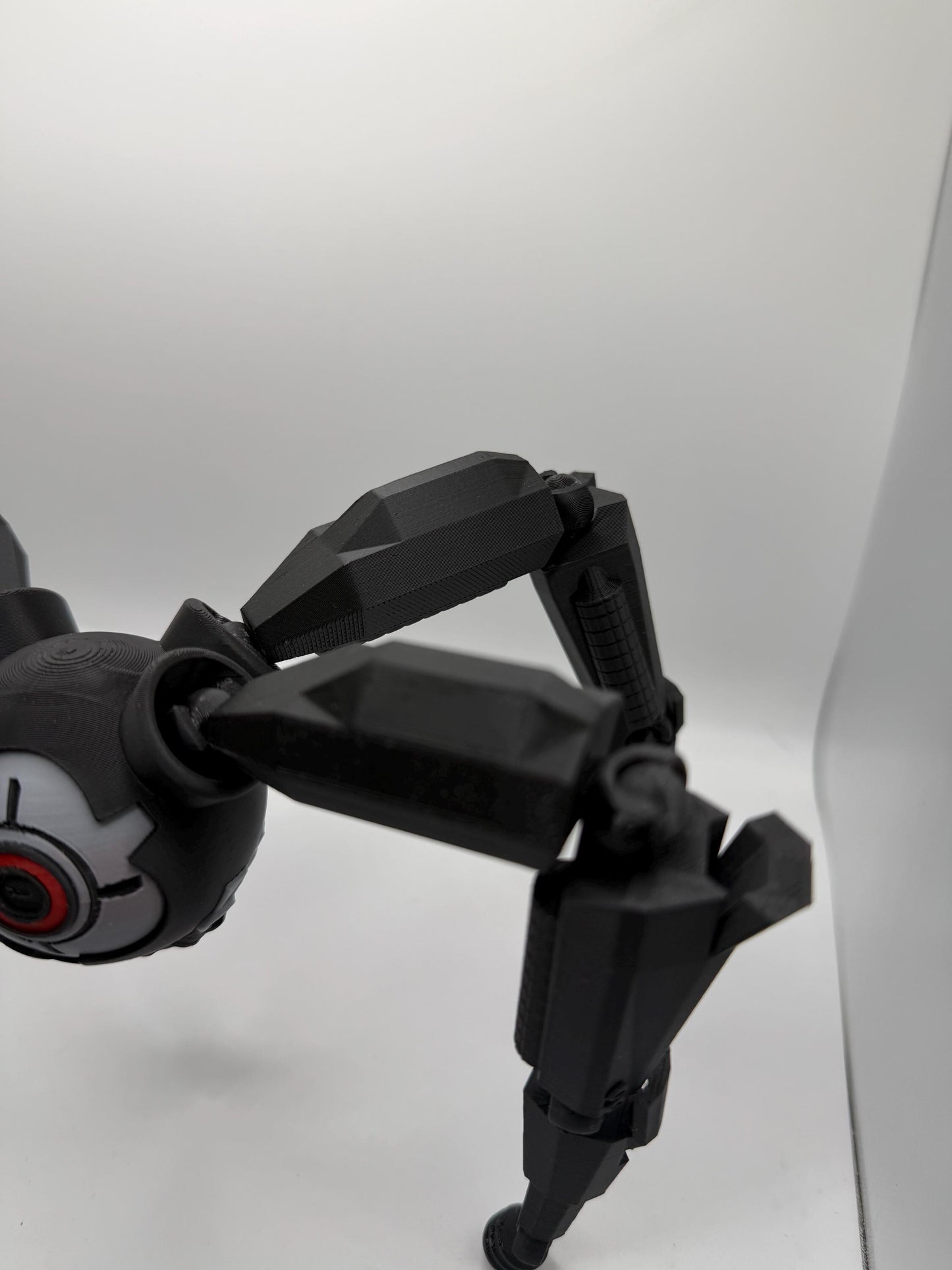 Arc Raiders Leaper Display Figure | 3D Printed Sci-Fi Collectible | Gaming Desk & Shelf Decor