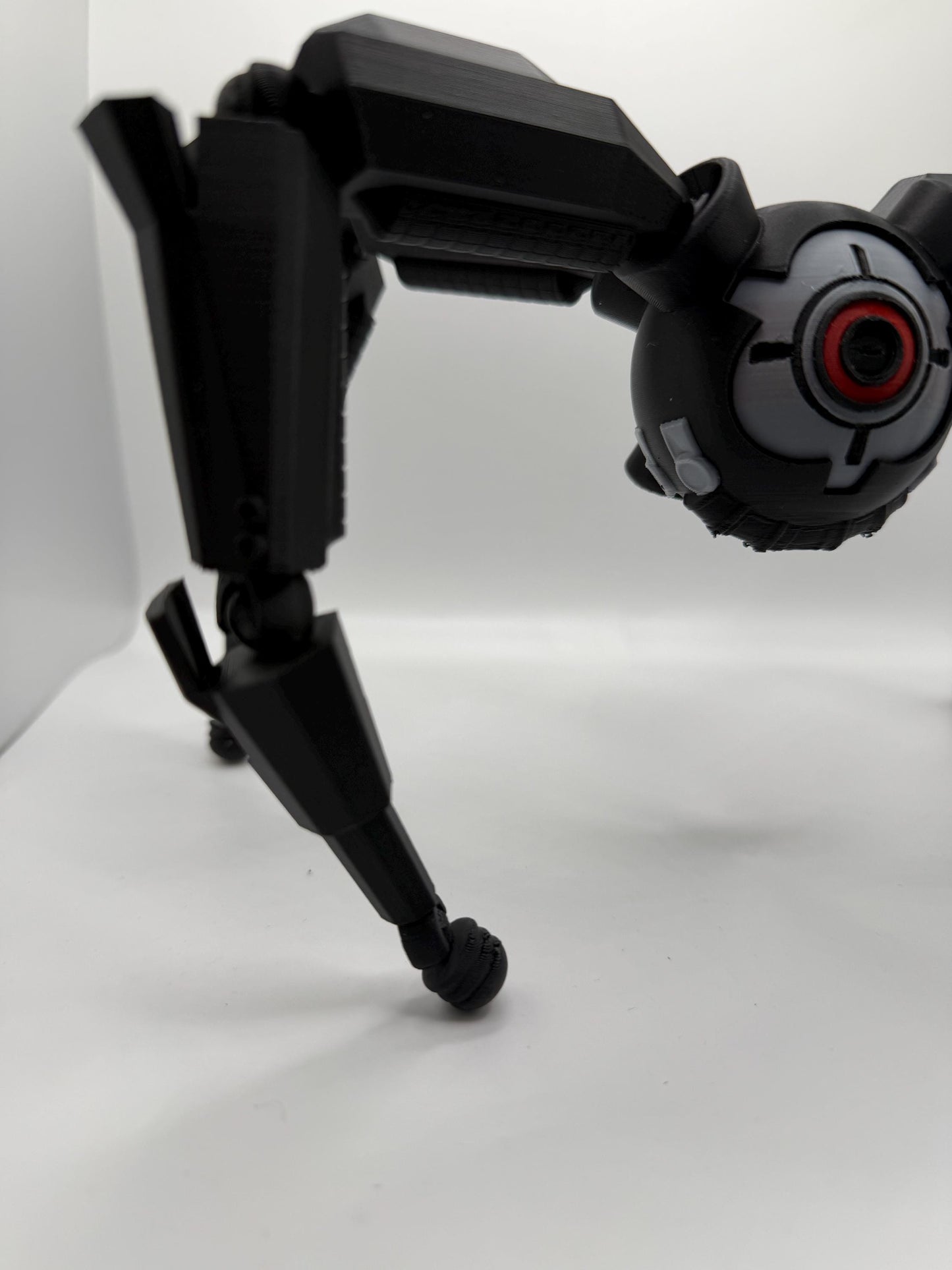 Arc Raiders Leaper Display Figure | 3D Printed Sci-Fi Collectible | Gaming Desk & Shelf Decor