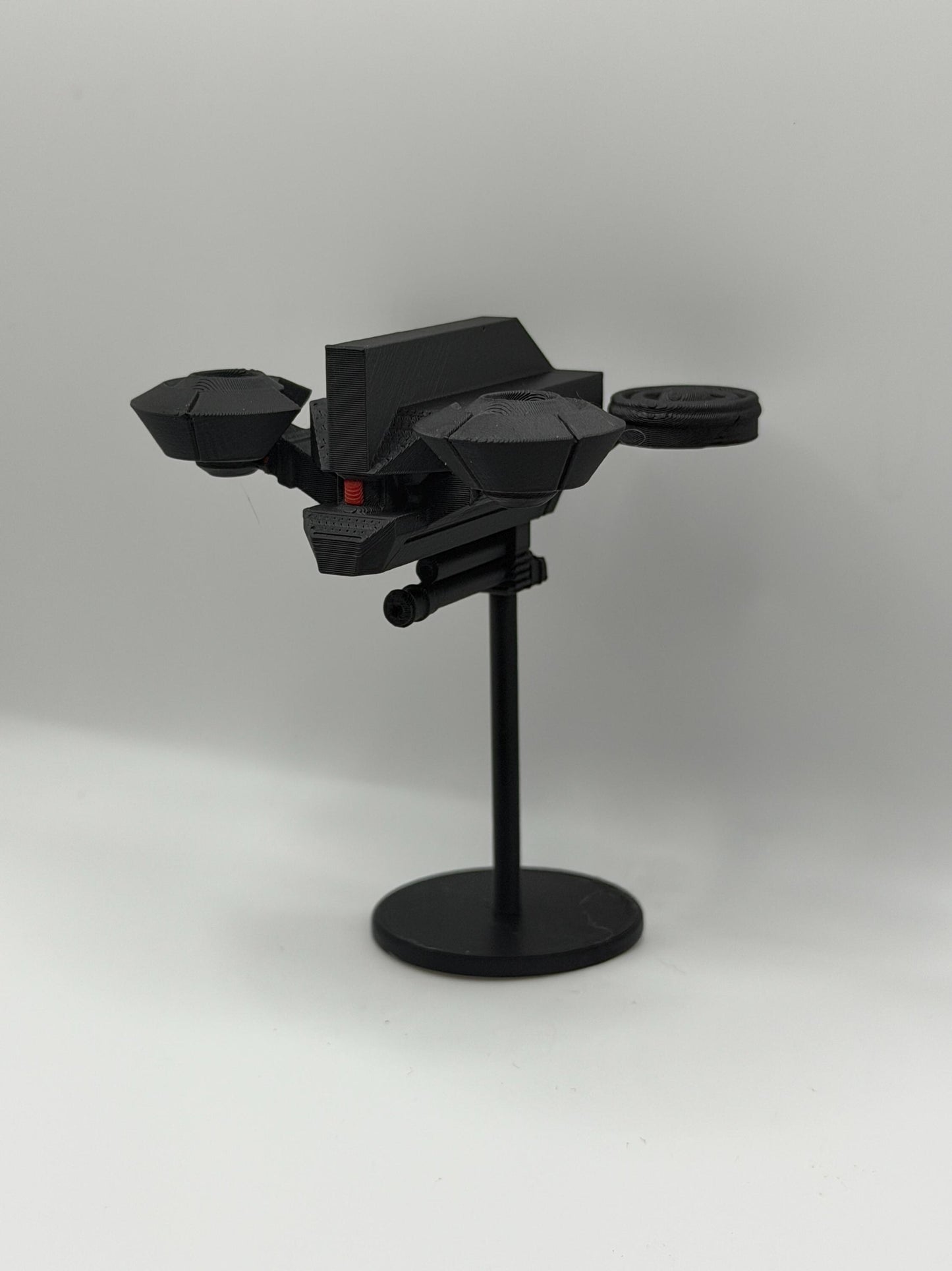 Arc Raiders Hornet Display Figure on Stand | 3D Printed Sci-Fi Collectible | Gaming Desk & Shelf Decor