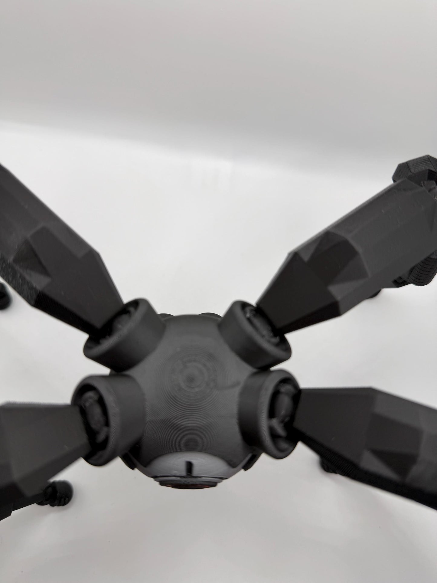 Arc Raiders Leaper Display Figure | 3D Printed Sci-Fi Collectible | Gaming Desk & Shelf Decor