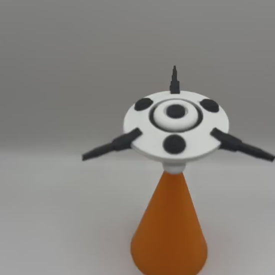 Arc Raiders Snitch Display Figure | 3D Printed Sci-Fi Collectible | Gaming Desk & Shelf Decor