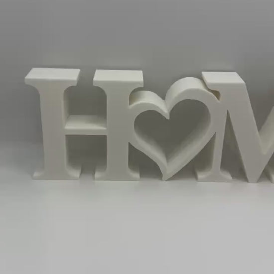 3D Printed “HOME” Shelf Decor with Heart – Modern Minimalist Home Sign, Desk or Shelf Decoration, Housewarming Gift, Home Office Decor